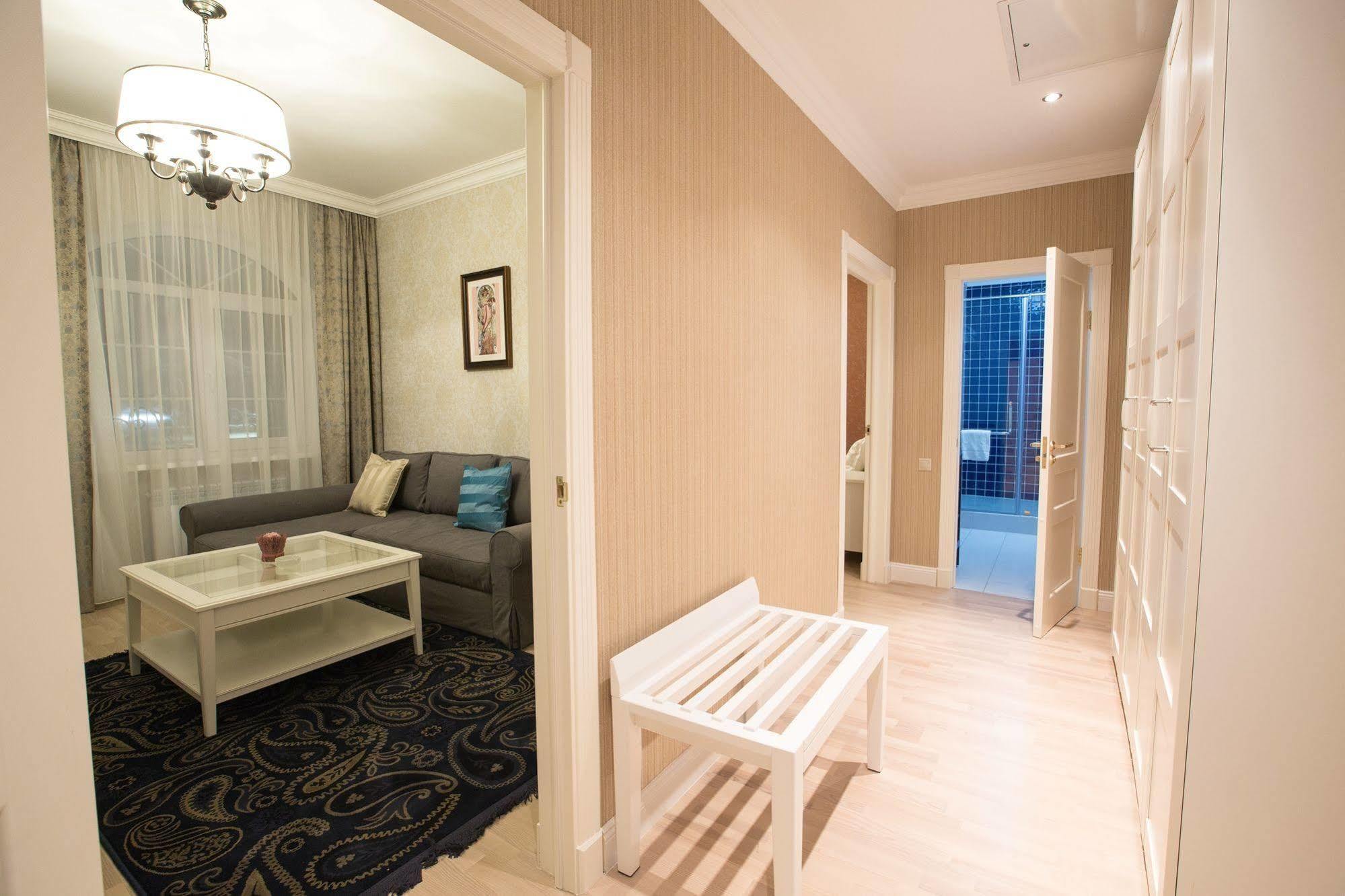 Hotel Monaco Astana Luaran gambar